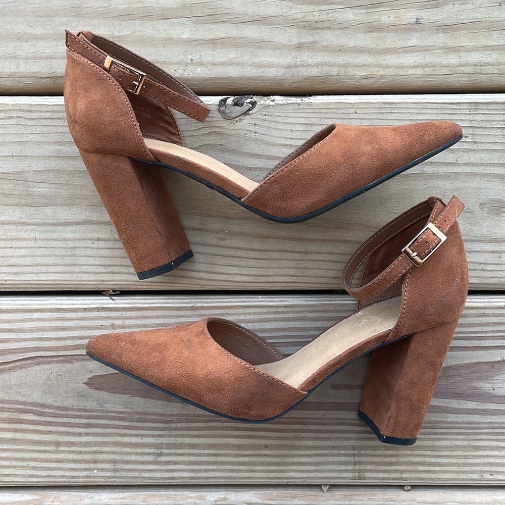 Chestnut Faux Suede Pointed Toe Block Heels